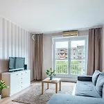 Quiet Home Near The Center